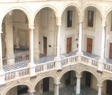 Centrosinistra in pezzi, la poltrona si allontana