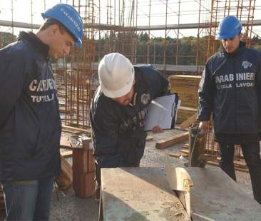 Sommerso dilagante, agosto “nero” in tutta la Sicilia