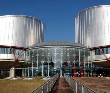 Corte Ue, datore di lavoro non può controllare le mail dei dipendenti