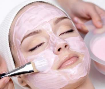 Italiani sempre più vanitosi, cresce il settore del benessere