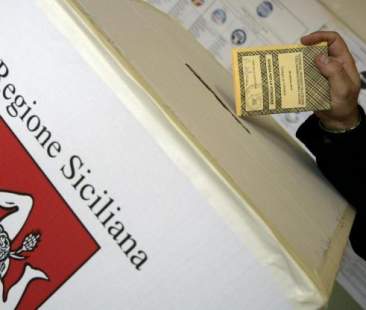 Roberto Lagalla: “Centrosinistra non credibile con Crocetta” Roberto Lagalla: “Centrosinistra non credibile con Crocetta”