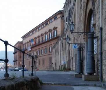 Fabrizio Micari presenta i primi quattro assessori Fabrizio Micari presenta i primi quattro assessori