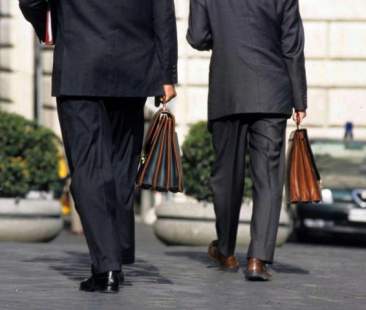 Il caso Caruso riaccende riflettori sullo sfruttamento dei portaborse Il caso Caruso riaccende riflettori sullo sfruttamento dei portaborse