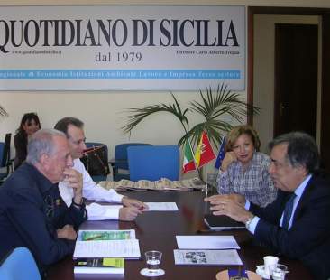 Leoluca Orlando: “Investimenti sulla città e sviluppo del turismo”