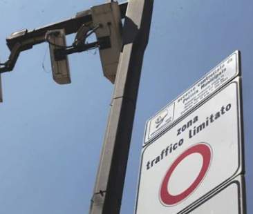 Palermo – Vecchie abitudini dure a morire, la Ztl rimane terreno di scontro