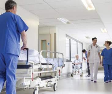 Quei 62 mila malati siciliani in fuga dall’Isola per curarsi