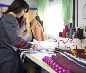 Nasce una “sartoria sociale” in un bene confiscato alla mafia