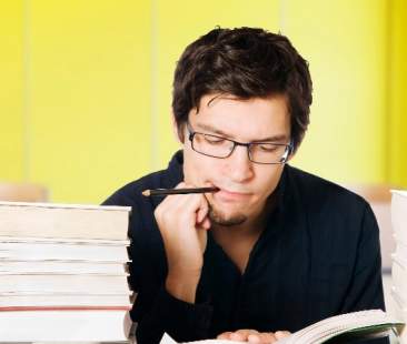 Università: tasse-salasso in Italia