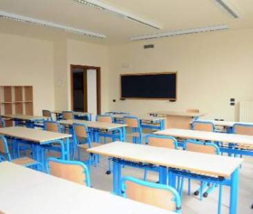 Alicudi: scuola con tre alunni, gli insegnanti scappano via