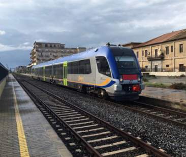 Raddoppio ferrovie, in arrivo 105 milioni di euro Raddoppio ferrovie, in arrivo 105 milioni di euro