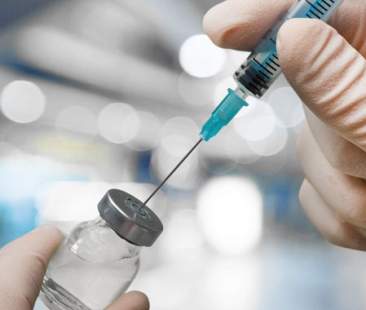 Vaccini contaminati? Codacons e ministero della Salute si denunciano a vicenda