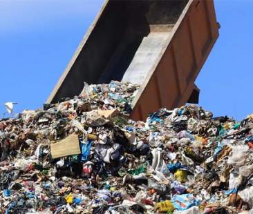 Caos rifiuti, il Governo concede la proroga dei poteri speciali