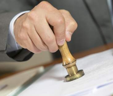 Ecco il notaio agrigentino che ha truffato 2000 clienti