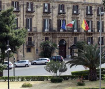 Regione: la dirigente dell’Anticorruzione è indagata per peculato Regione: la dirigente dell’Anticorruzione è indagata per peculato