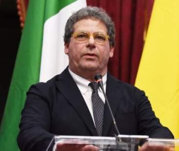 L’Ars ha l’Ufficio di Presidenza, c’è il regalino anche per il Pd