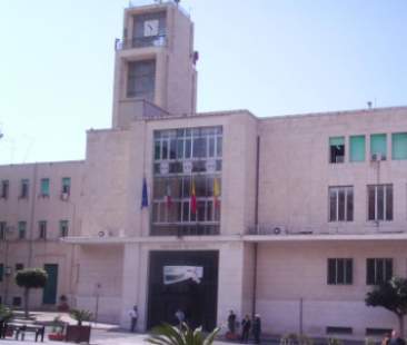 Gela, il sindaco Messinese stapperà lo spumante di Capodanno Gela, il sindaco Messinese stapperà lo spumante di Capodanno