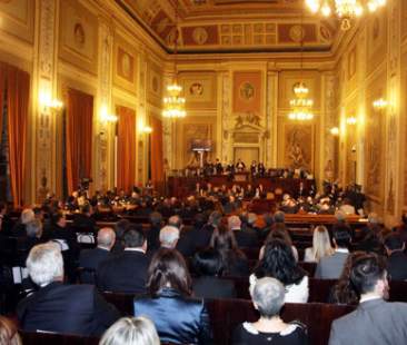 Via all’esercizio provvisorio, ma è caos sul numero legale