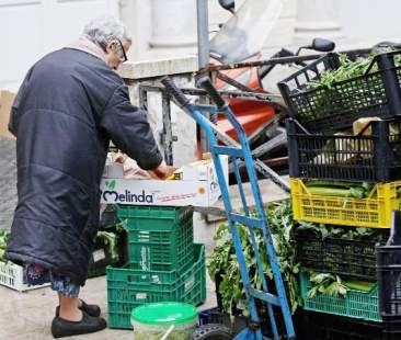 Spesa sociale: spiccioli inefficaci