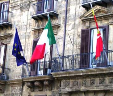 Regione, ddl per recepire legge Madia su precari