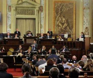 Ars, boom portaborse a fine XVI legislatura