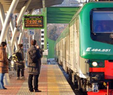 Giovani e pensionati svuotano la Sicilia