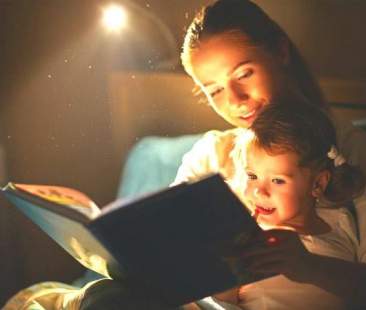 Storie, favole e letture ad alta voce aiutano i piccoli a crescere meglio