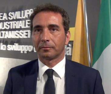 Amarù: “Dal 1999 ad oggi 30 mld dall’Ue ma crescita in Sicilia pari a zero” Amarù: “Dal 1999 ad oggi 30 mld dall’Ue ma crescita in Sicilia pari a zero”