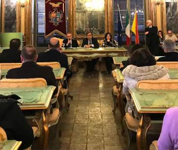 Palermo – Orlando chiama a raccolta i sindaci per rilanciare la Città Metropolitana