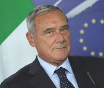 Pietro Grasso: “Sì a ripristino tetto stipendi al Senato”