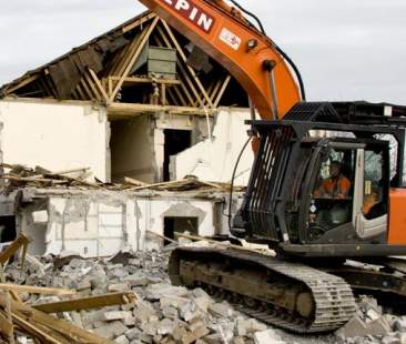 Catania – Oasi del Simeto tra demolizioni e Piano per riqualificare l’area