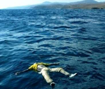 Migranti: altra strage in mare al largo della Libia Migranti: altra strage in mare al largo della Libia