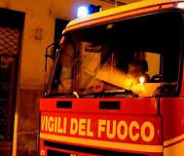 Esplosione a Catania: morti due Vigili del fuoco e l’uomo che li aveva chiamati per una fuga di gas, altri due feriti