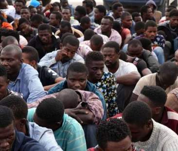 Migranti: nel primo trimestre 2018, sbarchi in calo del 75%