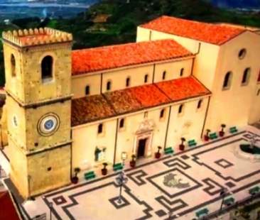 Borgo dei Borghi: Castroreale (Me) al secondo posto Borgo dei Borghi: Castroreale (Me) al secondo posto