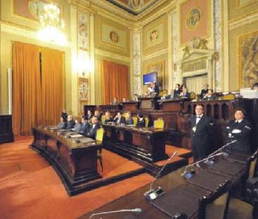 Ars, maggioranza risicata affronta la difficile “sessione di bilancio”