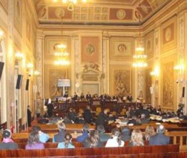 Ars: 226 esterni contrattualizzati per 70 deputati