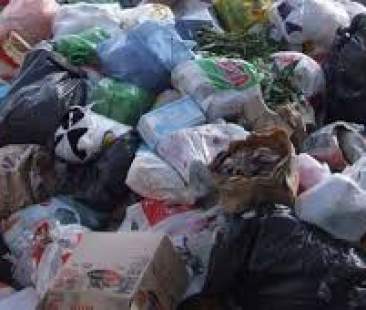 Rifiuti: M5S, 107 milioni di fondi Ue bloccati