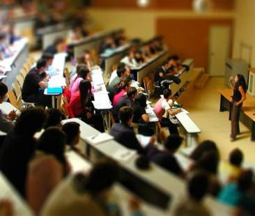 Ridare attrattività al sistema universitario isolano per contrastare la fuga dei cervelli