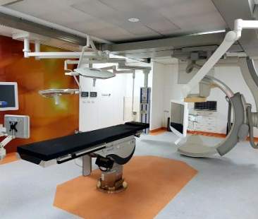 Al Policlinico si presenta l’innovativo robot chirurgico “Da Vinci”