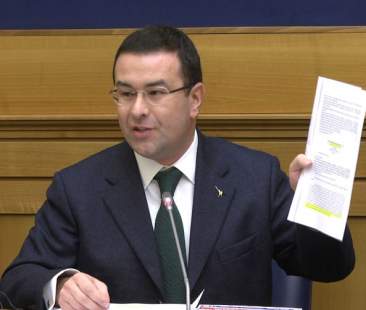 La Lega ammette gli errori e volta pagina La Lega ammette gli errori e volta pagina