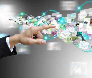 Il passaggio dall’analogico al digitale, dal lavoro alla comunicazione