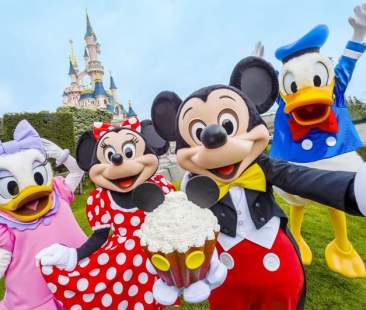 La Sicilia corteggia Topolino & Co.