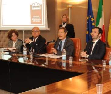 Nello Musumeci difende “la Finanziaria del dialogo”