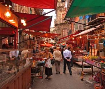 Palermo – Pedonalizzazione mercati storici: stop alle auto in sessanta strade