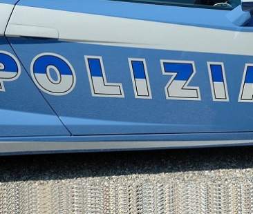 Droga: traffico e detenzione di cocaina, cinque arresti a Catania