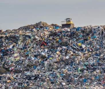 Rifiuti, incubo e salasso per i siciliani