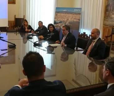 Open Fiber: a Catania fibra per 120 mila case e uffici Open Fiber: a Catania fibra per 120 mila case e uffici