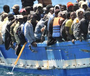 Palermo – Consiglio compatto contro l’hotspot. Orlando annuncia un ricorso al Tar