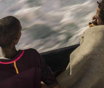 Migranti: Amir a otto anni viaggia solo