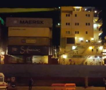Migranti: conclusa l’odissea, la Maersk riparte da Pozzallo